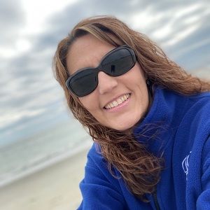 Meet your Posher, Jenny